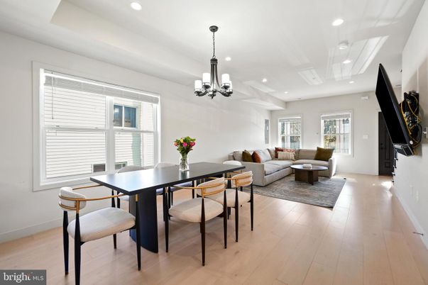 Chandelier, Dining room, Interior, Living room, Recessed Lighting, Wood Texture Flooring