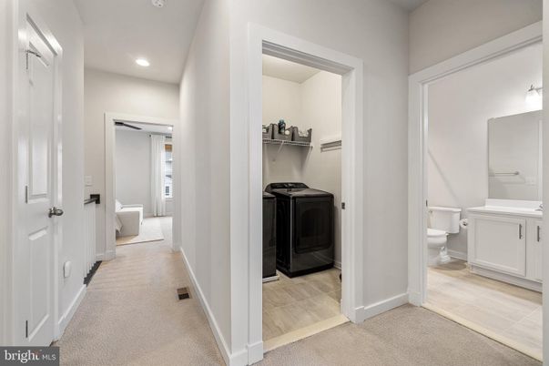 Bathroom, Interior, Recessed Lighting, Washer