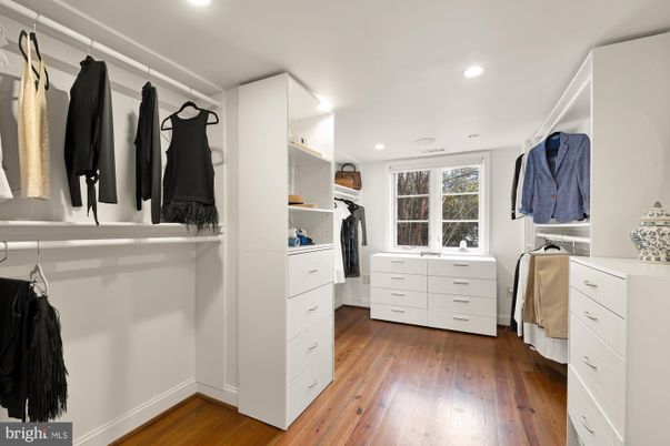 Interior, Recessed Lighting, Walk-in Closets, Wood Texture Flooring