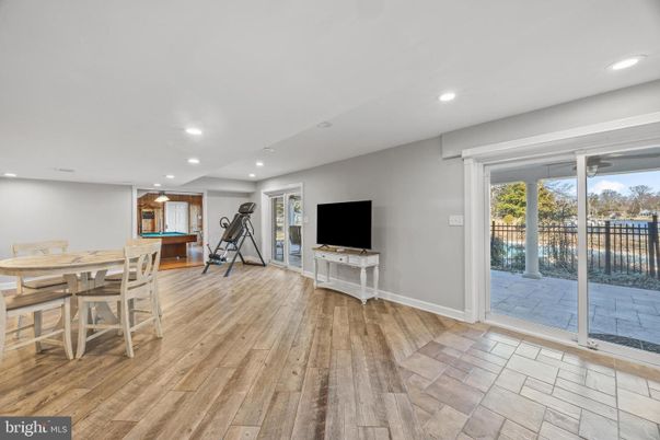 Dining room, Fitness Equipment, Interior, Recessed Lighting, Wood Texture Flooring