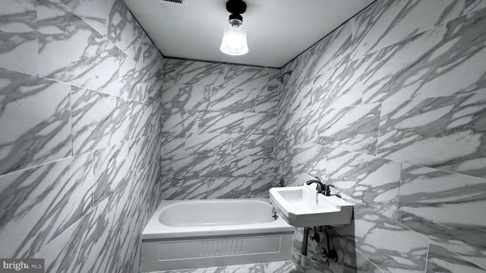 Bathroom, Interior, Marble Walls