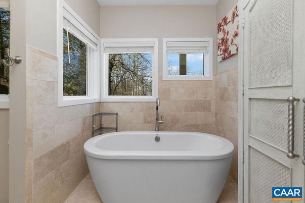 Bathroom, Free Standing Baths, Interior
