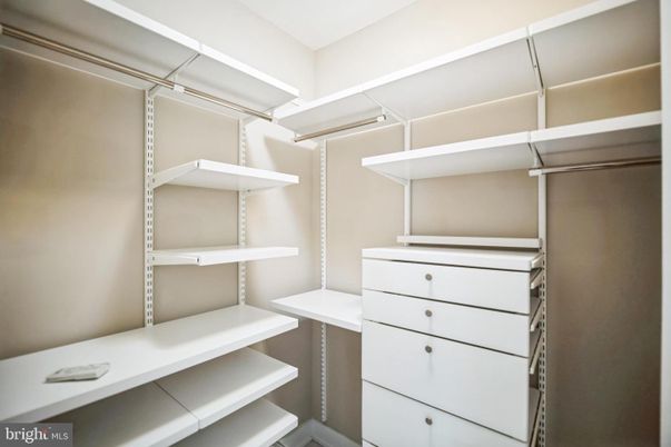 Interior, Walk-in Closets