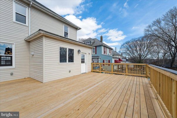Exterior, Wood Texture Flooring