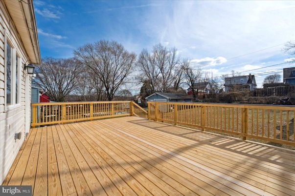 Exterior, Wood Texture Flooring