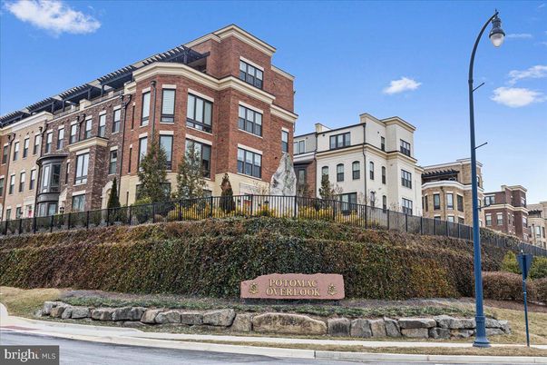 Exterior, Facade, Brick Facade, Rowhouse