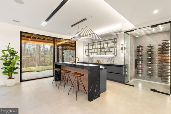 Interior, Marble Walls, Pendant Lights, Recessed Lighting, Wine Storage