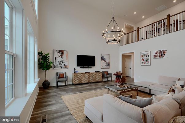 Chandelier, Interior, Living room, Recessed Lighting, Wood Texture Flooring
