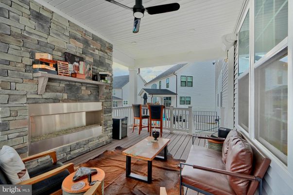 Exterior, Fireplace