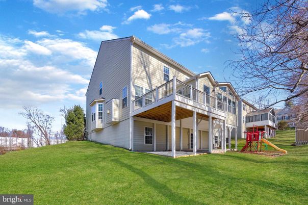 Backyard, Exterior, Playground