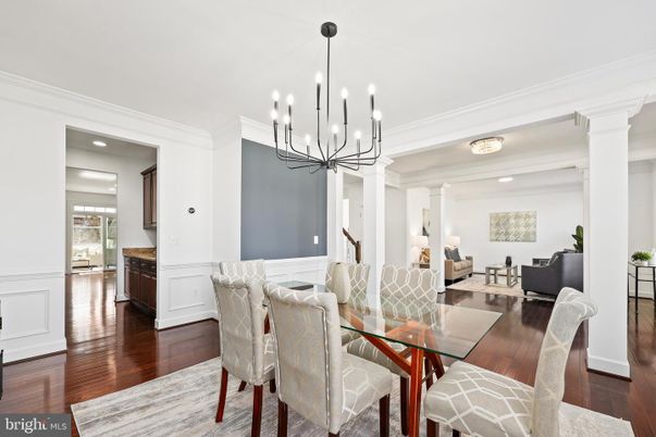 Chandelier, Dining room, Interior, Living room, Pendant Lights, Recessed Lighting, Wood Texture Flooring