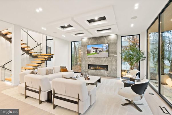 Fireplace, Interior, Living room, Marble Walls, Recessed Lighting, Wood Texture Flooring