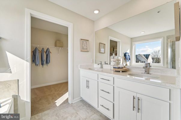 Bathroom, Dual Sink Vanities, Interior, Recessed Lighting, Walk-in Closets
