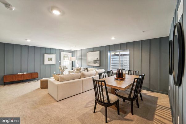 Dining room, Interior, Living room, Recessed Lighting