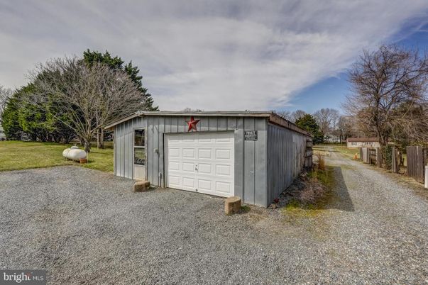 Backyard, Detached Garage, Exterior