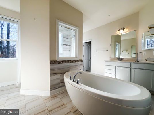 Bathroom, Dual Sink Vanities, Free Standing Baths, Interior