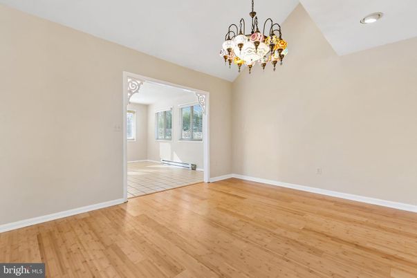 Chandelier, Empty room, Interior, Wood Texture Flooring