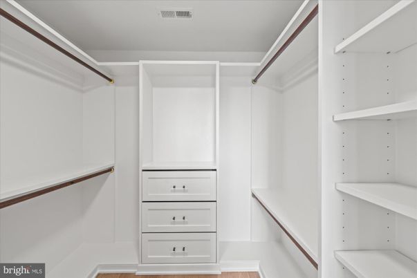 Interior, Walk-in Closets, Wood Texture Flooring