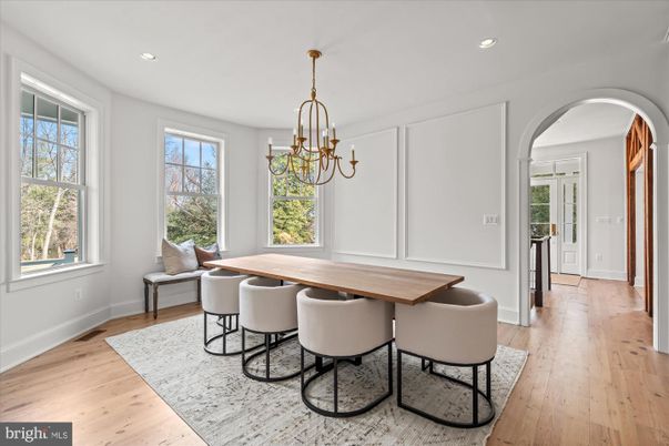 Chandelier, Dining room, Interior, Recessed Lighting, Wood Texture Flooring