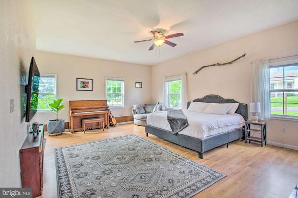 Bedroom, Interior, Piano, Wood Texture Flooring