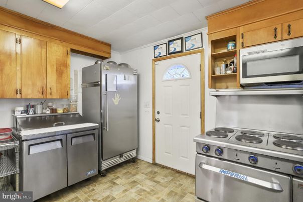 Interior, Kitchen, Stainless Steel Appliances