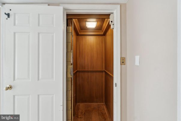 Elevator, Interior, Sauna Room