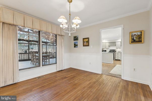 Chandelier, Empty room, Interior, Kitchen, Wood Texture Flooring