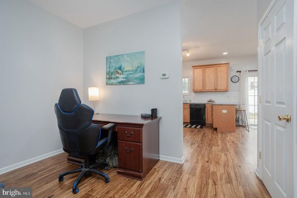 Home Office, Interior, Kitchen, Recessed Lighting, Wood Texture Flooring