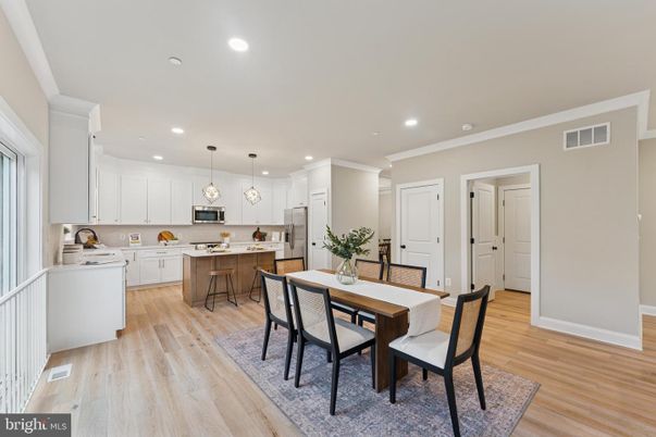 Dining room, Interior, Kitchen, Pendant Lights, Recessed Lighting, Wood Texture Flooring