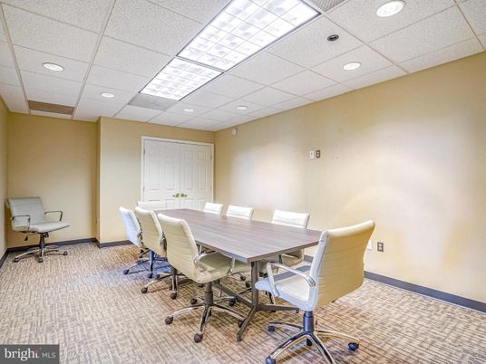 Dining room, Interior, Recessed Lighting