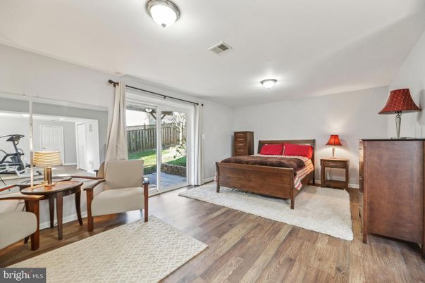 Bedroom, Fitness Equipment, Interior, Wood Texture Flooring