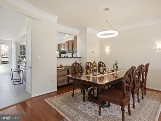 Dining room, Interior, Kitchen, Pendant Lights, Recessed Lighting, Wood Texture Flooring