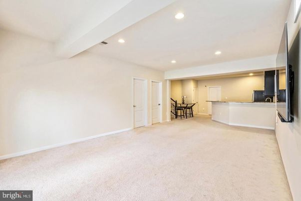 Empty room, Interior, Recessed Lighting