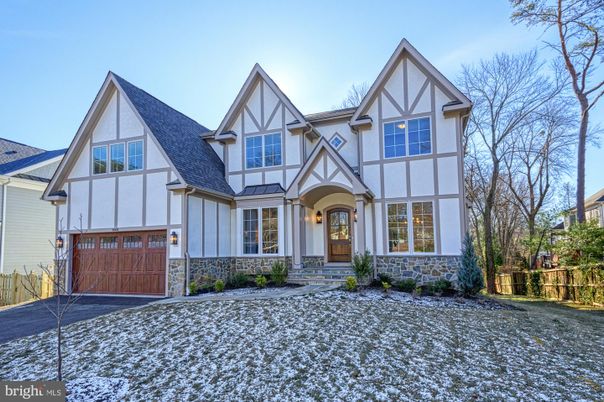 Attached, Exterior, Facade, Tudor Revival