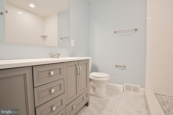 Bathroom, Interior, Marble, Recessed Lighting