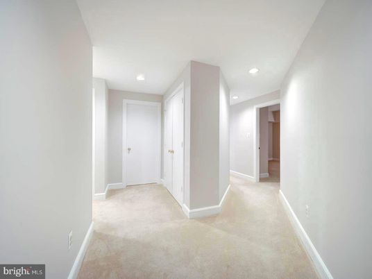 Interior, Recessed Lighting