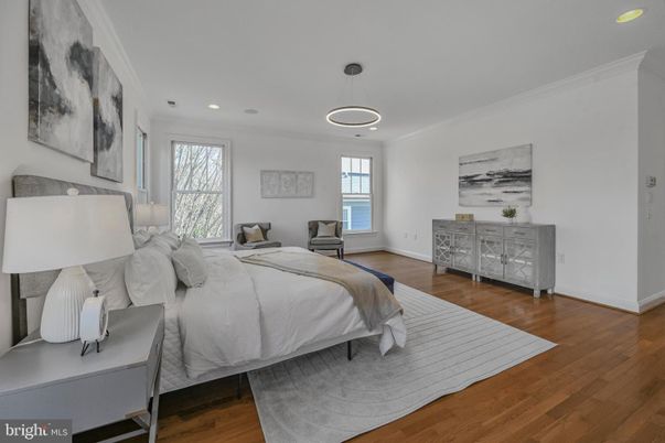 Bedroom, Interior, Pendant Lights, Recessed Lighting, Wood Texture Flooring