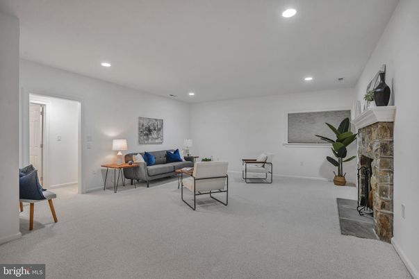 Fireplace, Interior, Living room, Recessed Lighting