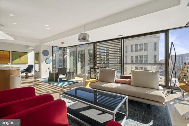 Interior, Living room, Pendant Lights, Recessed Lighting