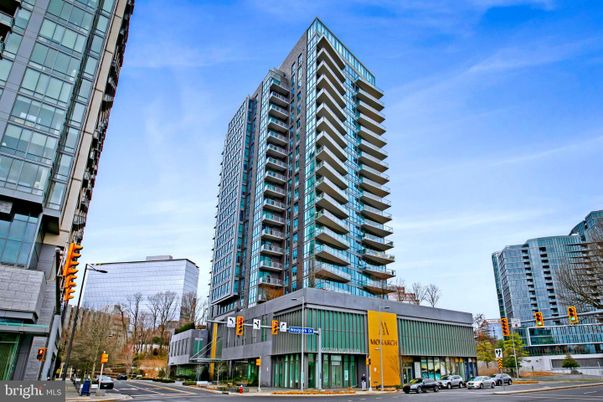 Exterior, Facade, Condo Building