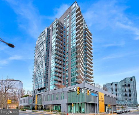 Exterior, Facade, Condo Building