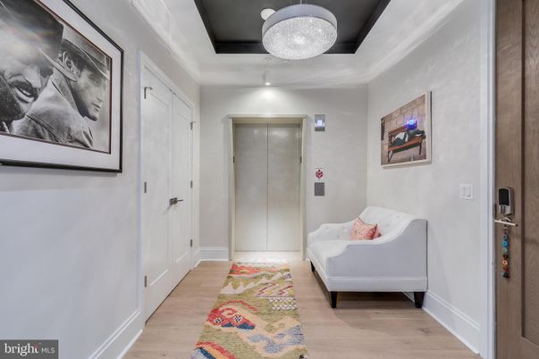 Elevator, Interior, Wood Texture Flooring