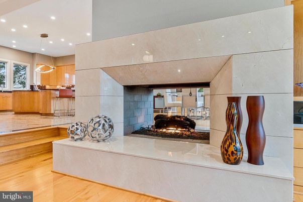 Fireplace, Interior, Kitchen, Pendant Lights, Recessed Lighting, Wood Texture Flooring