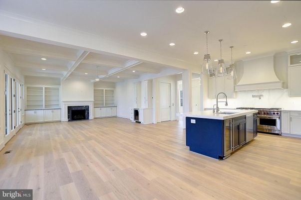 Fireplace, Interior, Kitchen, Pendant Lights, Recessed Lighting, Stainless Steel Appliances, Wood Texture Flooring