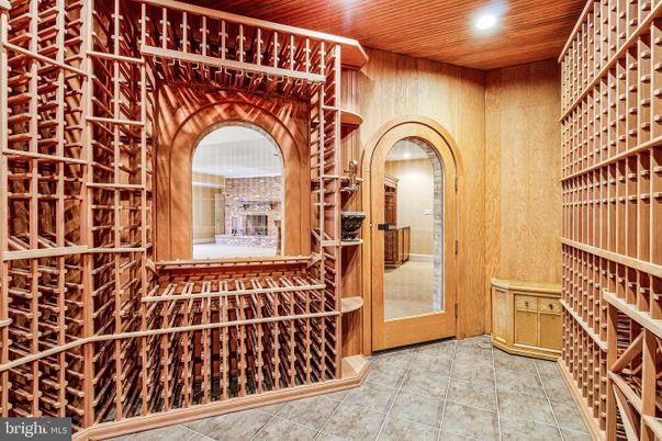 Interior, Recessed Lighting, Wine Storage