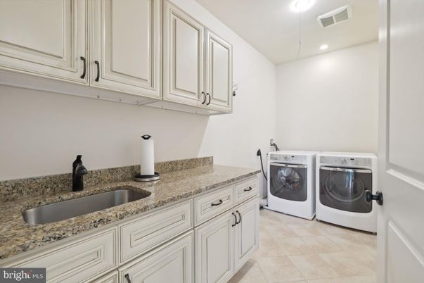 Interior, Recessed Lighting, Washer