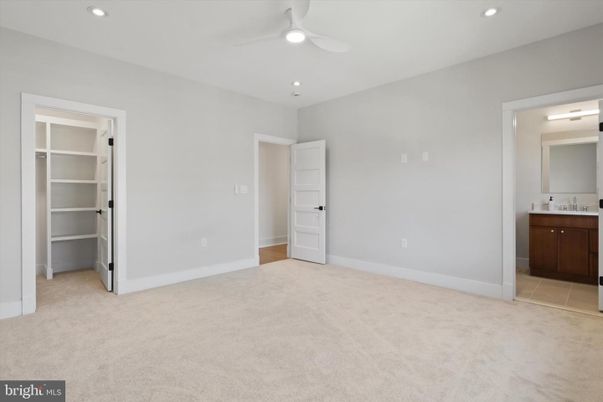 Bathroom, Empty room, Interior, Recessed Lighting
