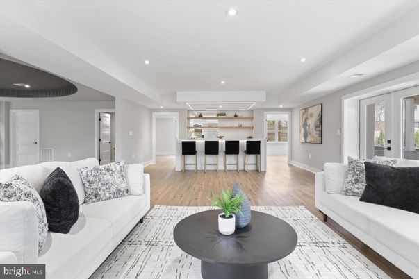 Interior, Living room, Recessed Lighting, Wood Texture Flooring