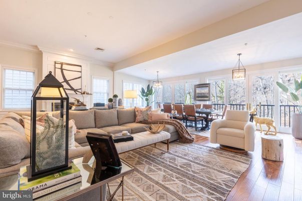 Dining room, Interior, Living room, Pendant Lights, Recessed Lighting, Wood Texture Flooring