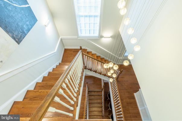 Interior, Pendant Lights, Wood Texture Flooring